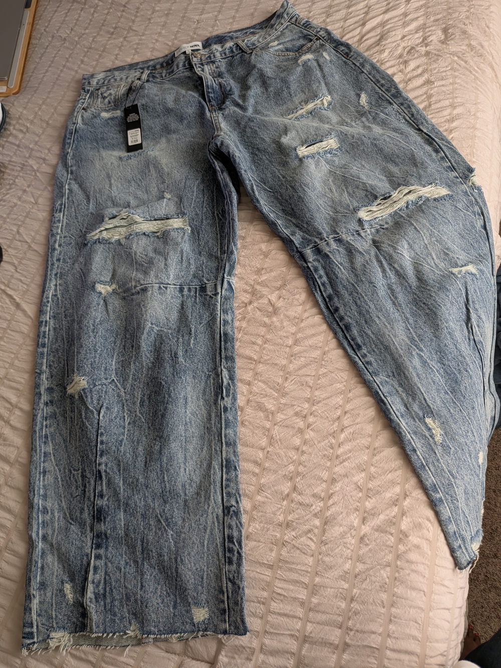 Fashion Nova Destructed Barrell Wide Leg Jeans